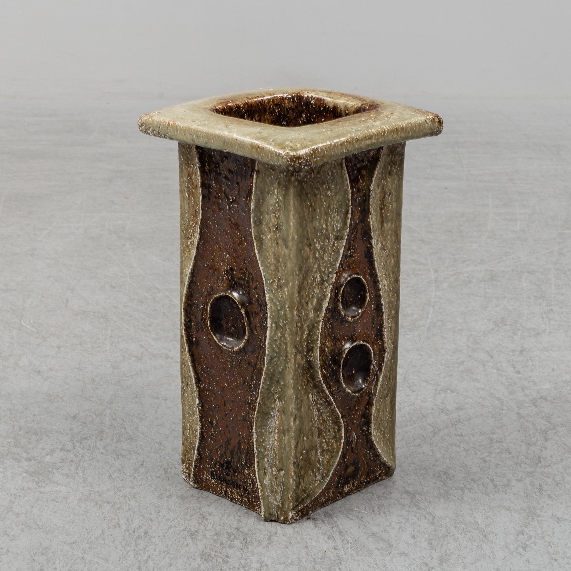 BERTIL LUNDGREN, a stoneware vase signed, Rörstrand.