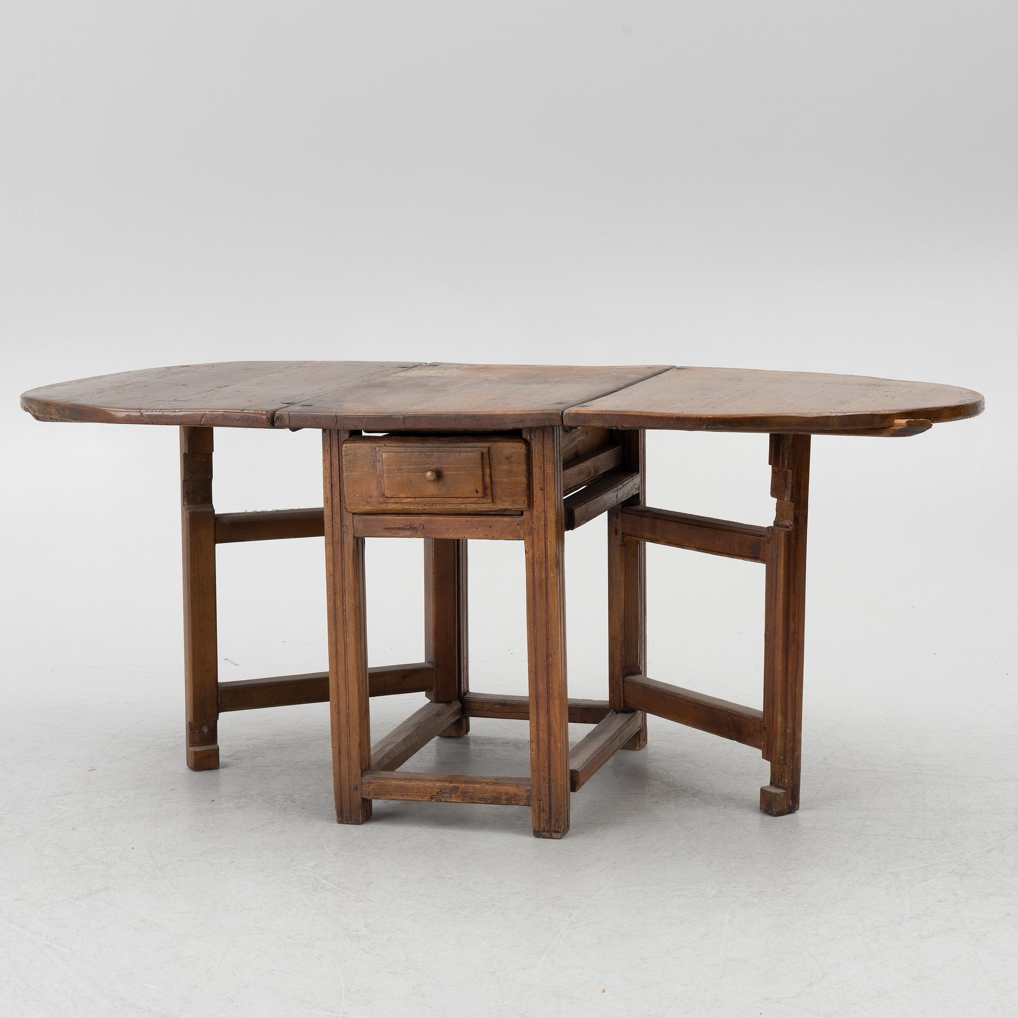 Drop-leaf table, 19th century.
