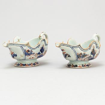 Two sauce boats, Qing dynasty, Qianlong (1736-95).