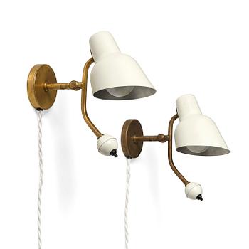 395. Bertil Brisborg, a pair of wall lamps model "31586", Nordiska Kompaniet, 1940s.