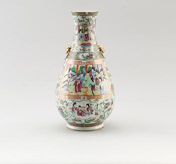 VAS, porslin, Kina, Kanton, 1800-talets mitt.