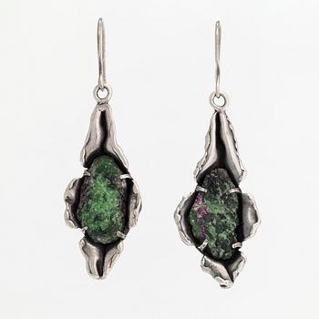 Reino Saastamoinen, A pair of sterling silver earrings with zoisites with ruby crystals. Helsinki 1970.