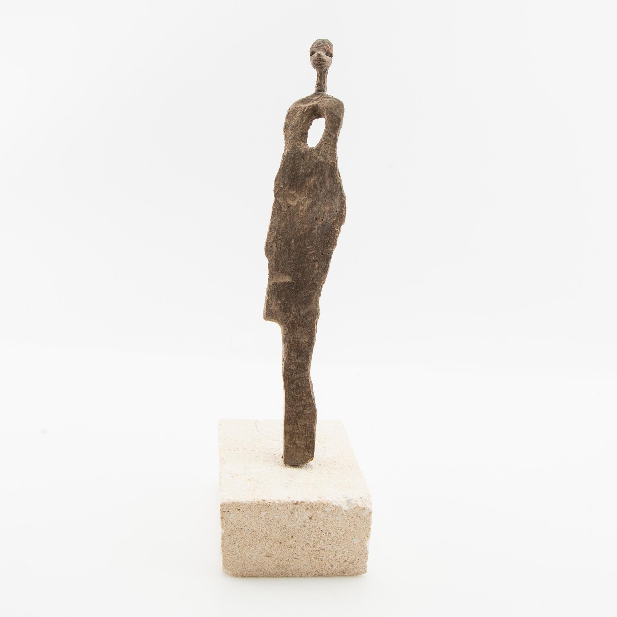 Evert Lindfors, skulptur  "Kvinna utan hjärta".