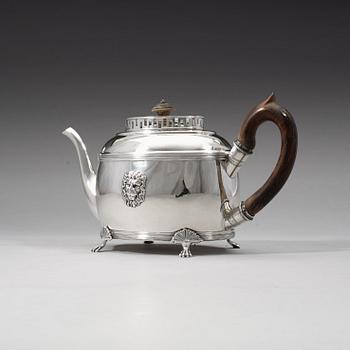 A Swedish 19th century silver tea-pot, Daniel Hallman, Stockholm 1815.