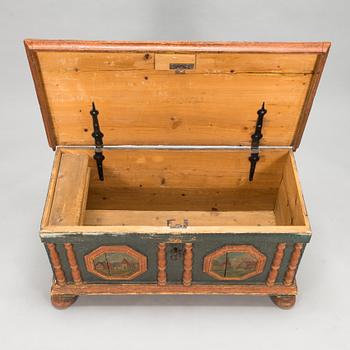An 18th century Baroque style cassone/ chest.