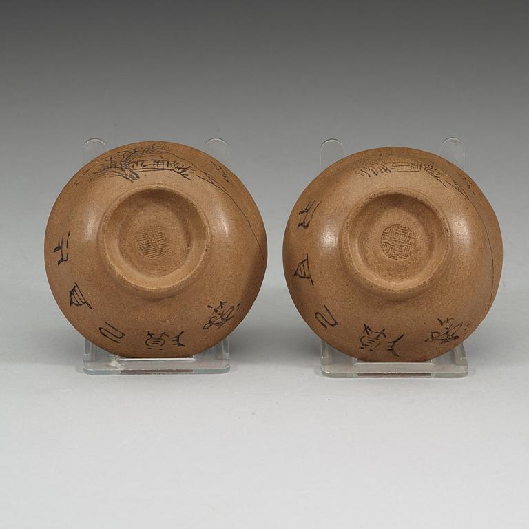 A pair of Chinese ceramic teacups, early 20th Century.