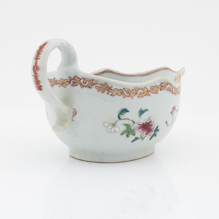 A famille rose sauce boat, Qing dynasty, Qianlong (1736-95).