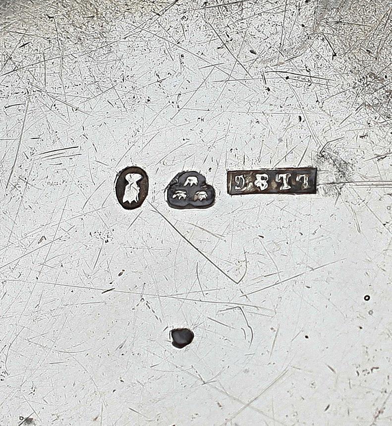 BESTICKUPPSÄTTNING I SCHATULL, 6 delar, silver, L Larsson & Co, Stockholm, 1872, resp Ryssland 1875. Tot vikt ca 196g.
