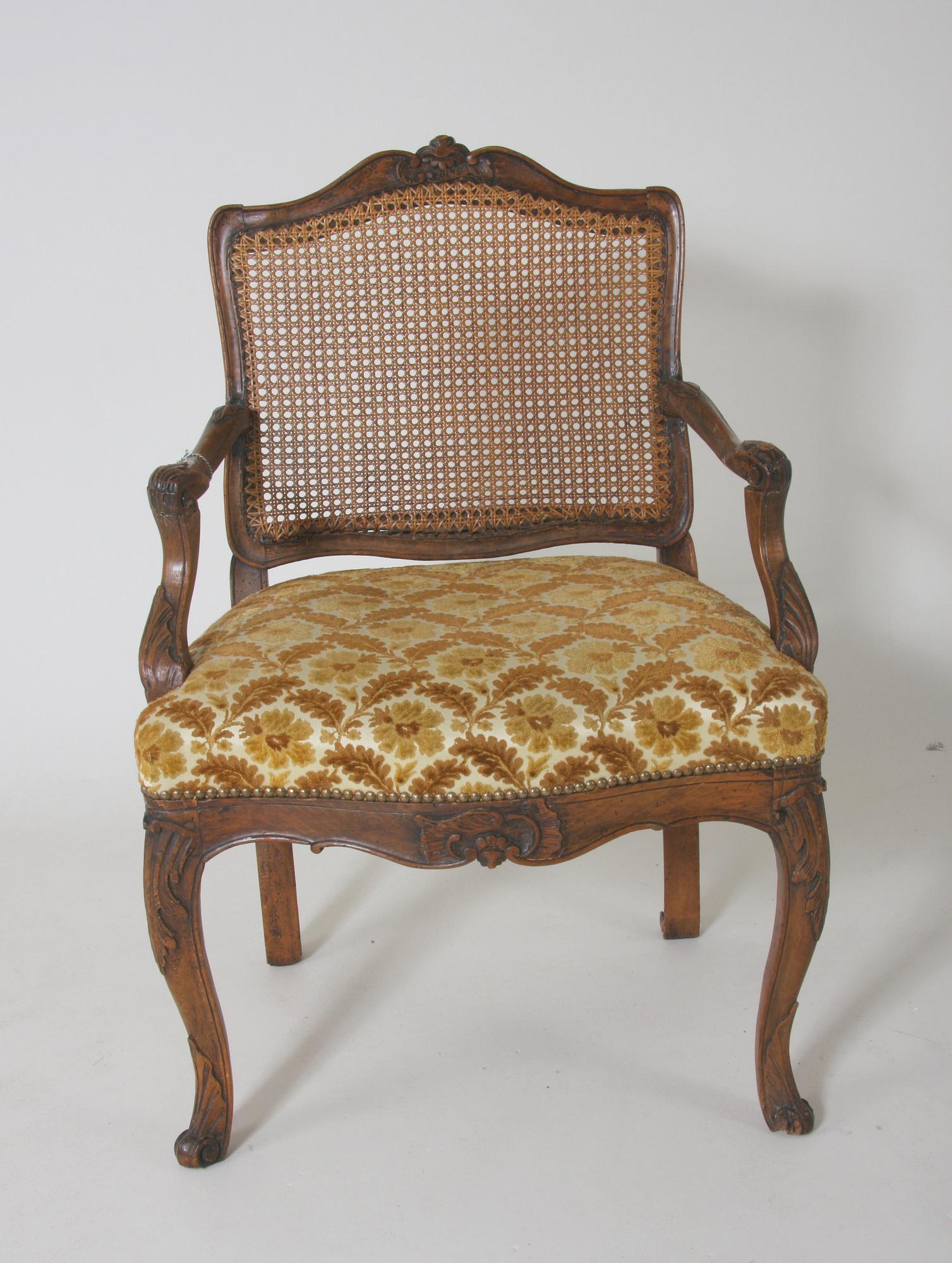 KARMSTOL. Louis XV, 1700-tal, sign I GOVRDIN.