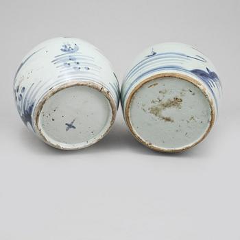 BOJANER, 2 st, porslin, Kina, 1800-tal.