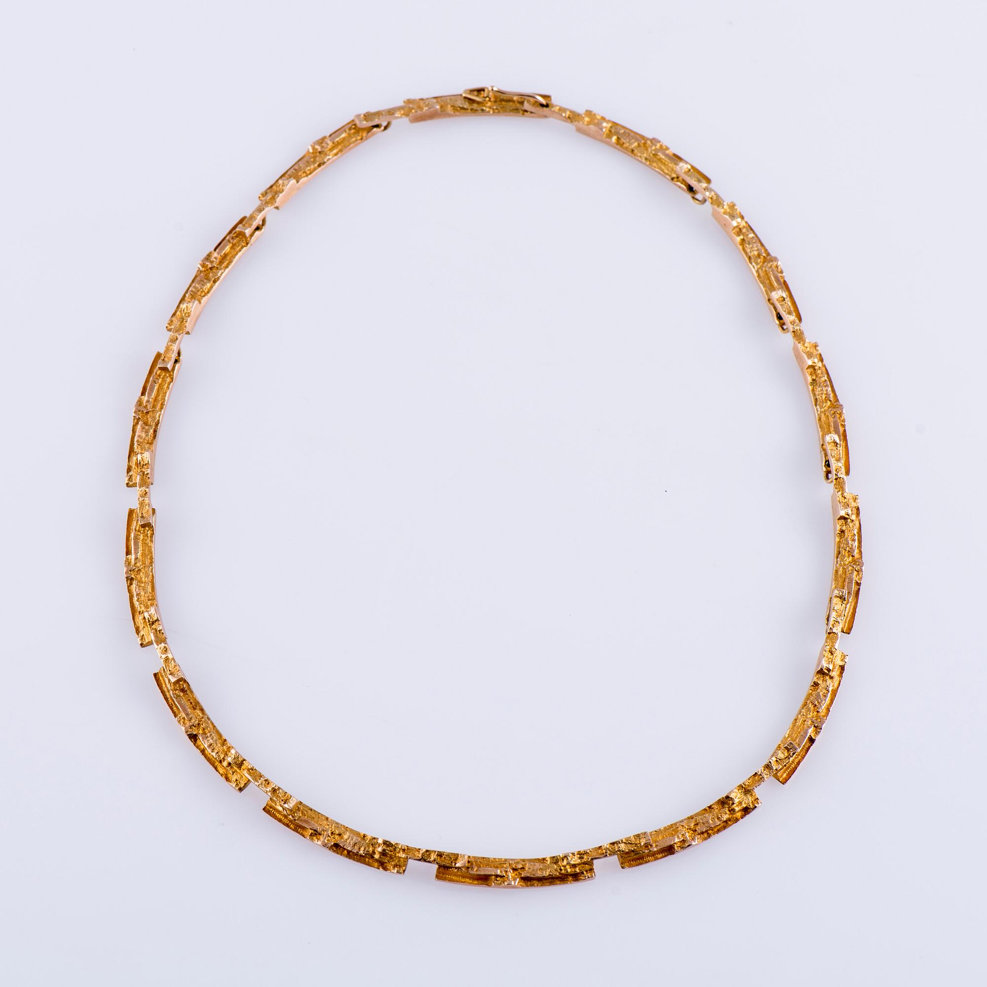 KAULAKORU, 14K kultaa. "Tundra", Björn Weckström. Paino n. 31,0 g.