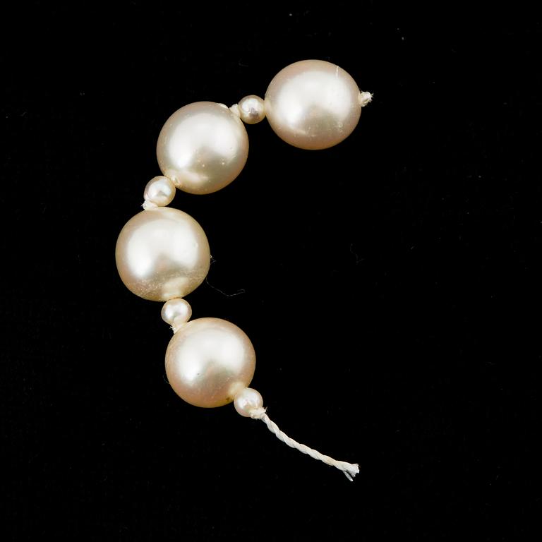 PEARL BRACELET, 2 strands of Akoya pearls with small pearls in between.