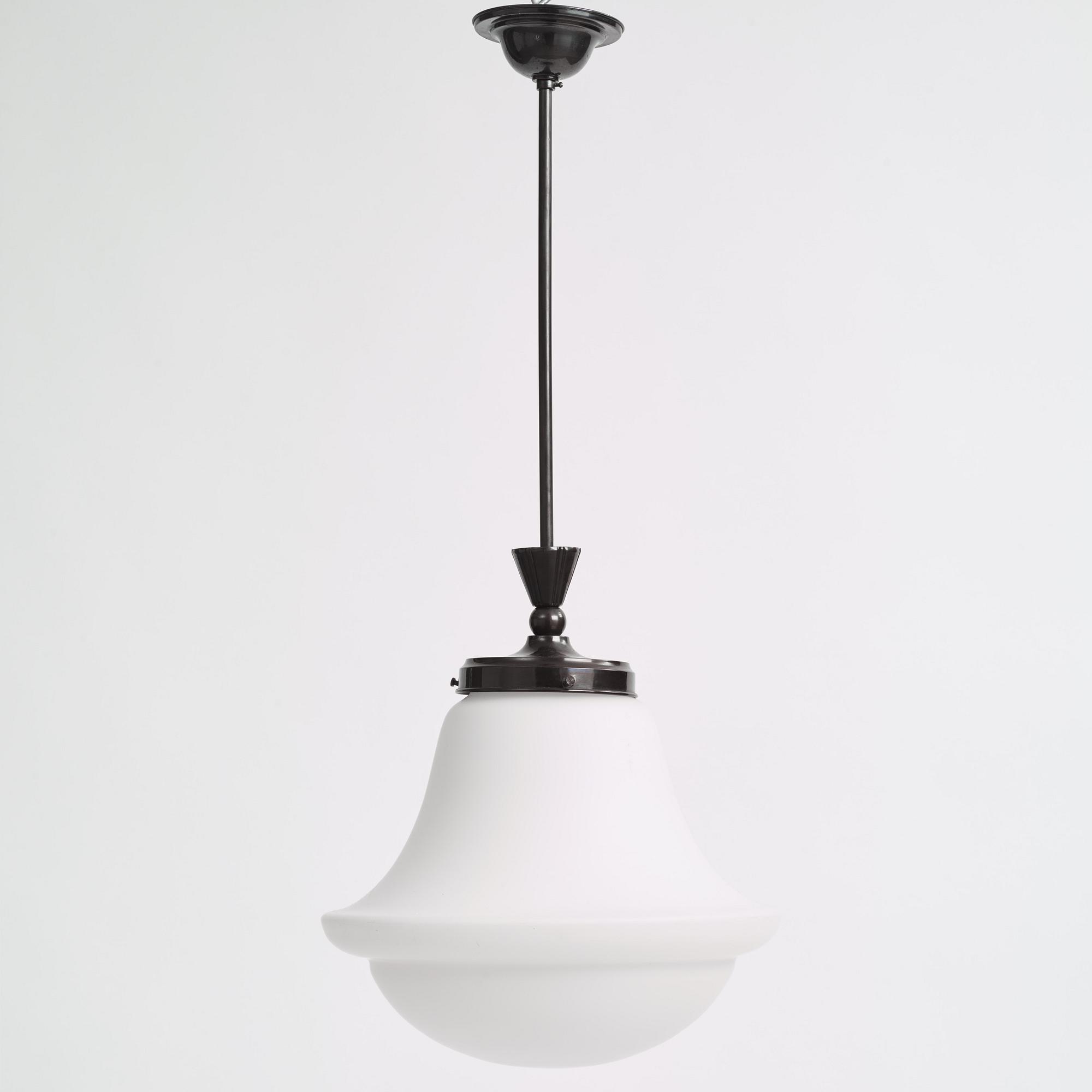 Harald Notini, taklampa, modell "6225". Arvid Böhlmarks Lampfabrik, 1920-30-tal.