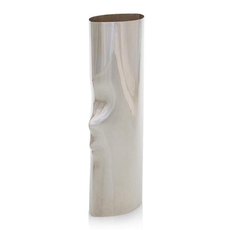 Pekka Piekäinen, maljakko, sterlinghopeaa, J.A. Tarkiainen, Helsinki 1988.