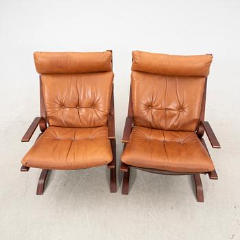 A pair of easy chairs from the second half of the 20th century.