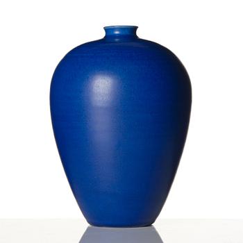 Erich & Ingrid Triller, a stoneware vase, Tobo, Sweden.