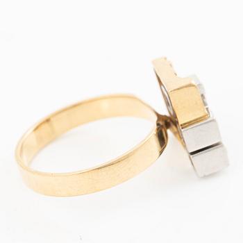 Björn Weckström, Ring, "Diamantstad", 18K guld med briljantslipade diamanter, Lapponia 1975.