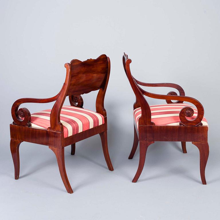 KARMSTOLAR, ett par, biedermeier, Ryssland 1800-talets senare hälft.