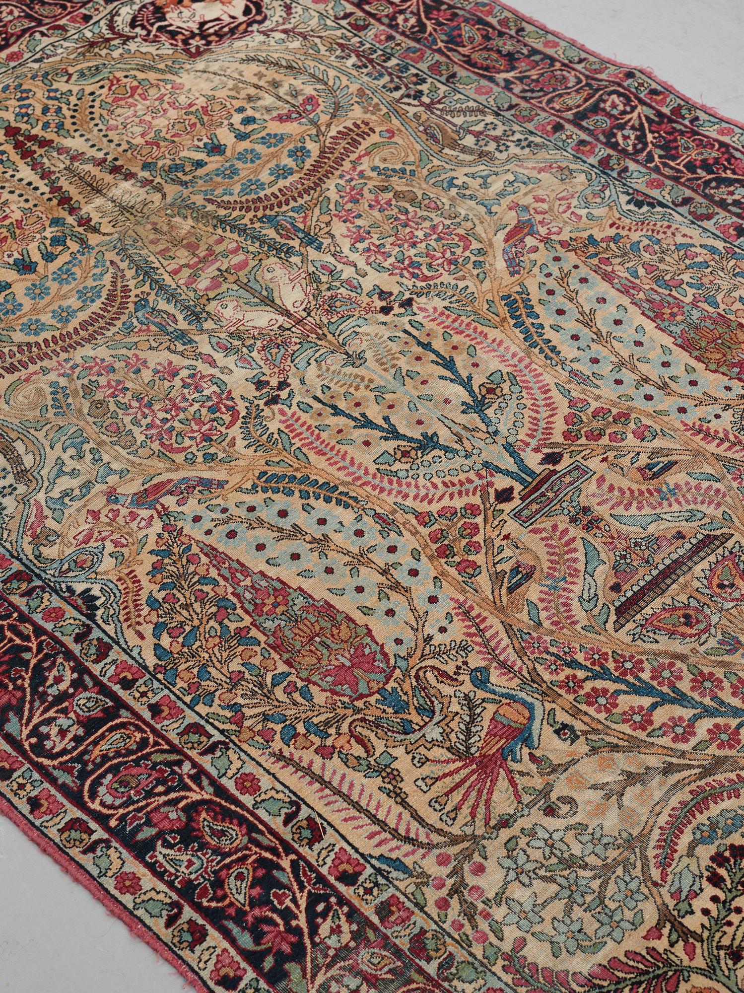 Matta, semiantik Kirman Laver, ca 221,5 x 142 cm.
