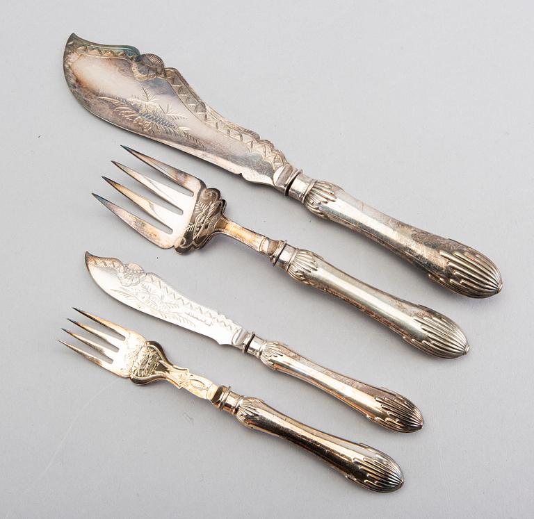 FISKBESTICK, pläter, England, 42 delar, 1900-talets början.