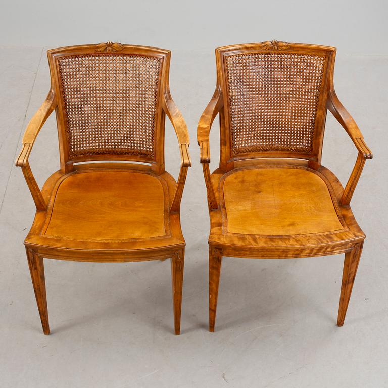 KARMSTOLAR, 2 st, gustaviansk stil, 1930/40-tal.