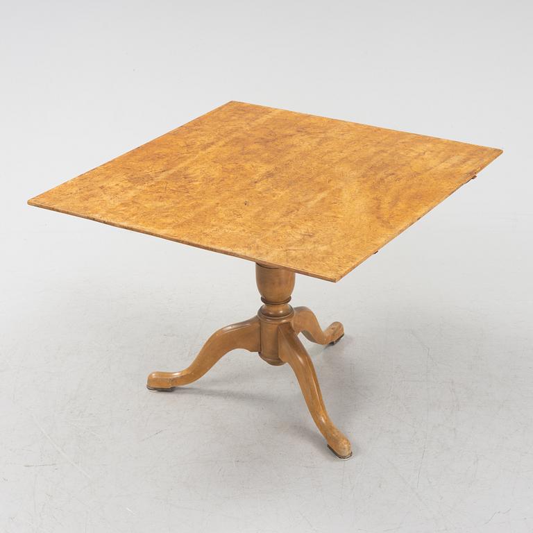 A Swedish root veneered tilt top table, end of the 18th Century.