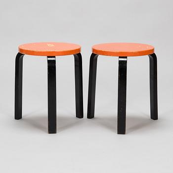 Alvar Aalto, Two mid-20th century '60' stools for  O.Y. Huonekalu-ja Rakennustyötehdas A.B.