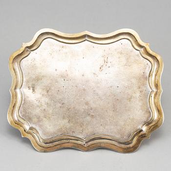 A Russian silver dish, mark of Aleksey Osipov, Moscow 1868.