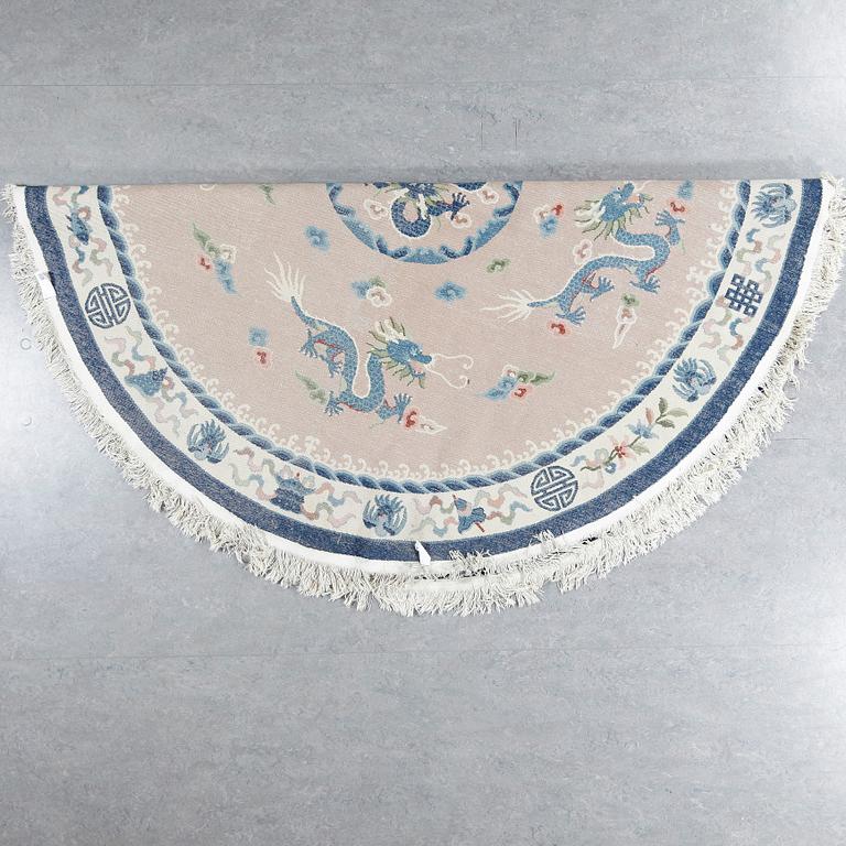 MATTA, Kina, Diameter ca 277 cm.