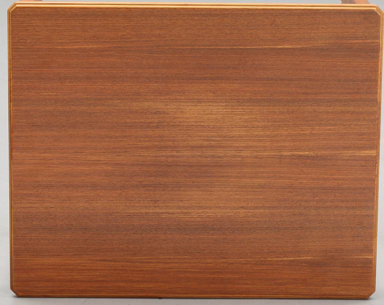 BORD, Carl Malmsten.