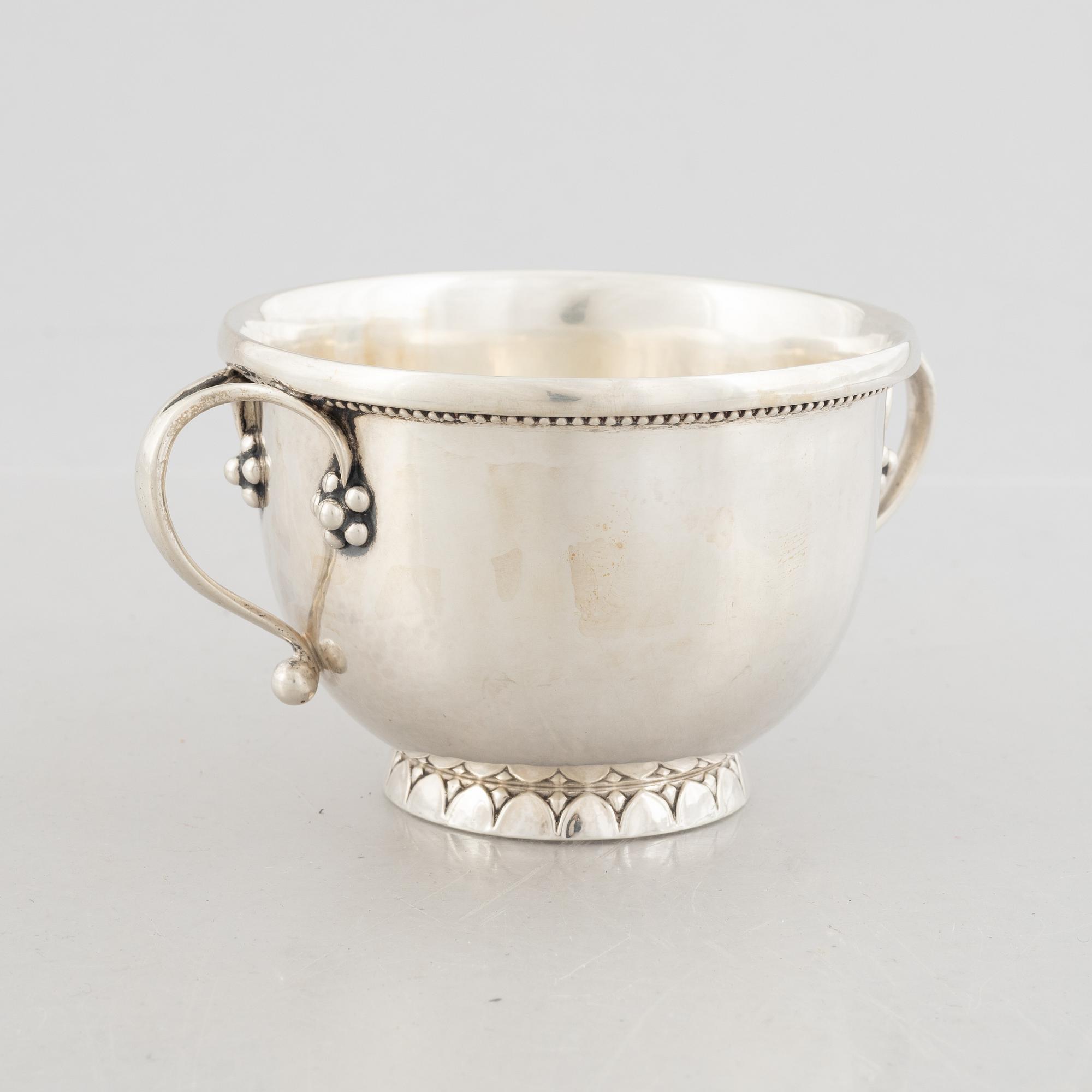 Georg Jensen, bonbonnière, silver, Copenhagen 1918.