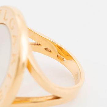 Bulgari ring 18K guld med pärlemor.