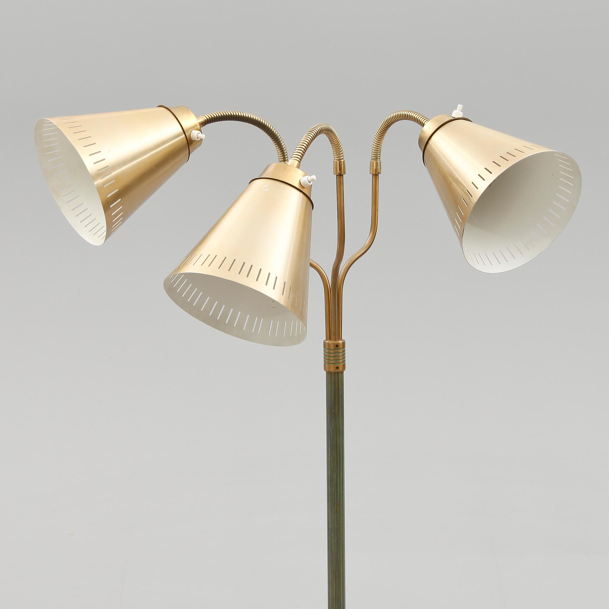 GOLVLAMPA, 1900-talets andra hälft.