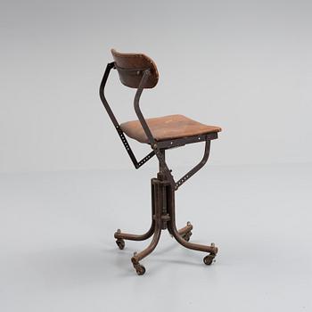 Chair, industrial model, first half of the 20th century.