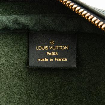 Louis Vuitton,  "Taïga Kendall PM", väska.