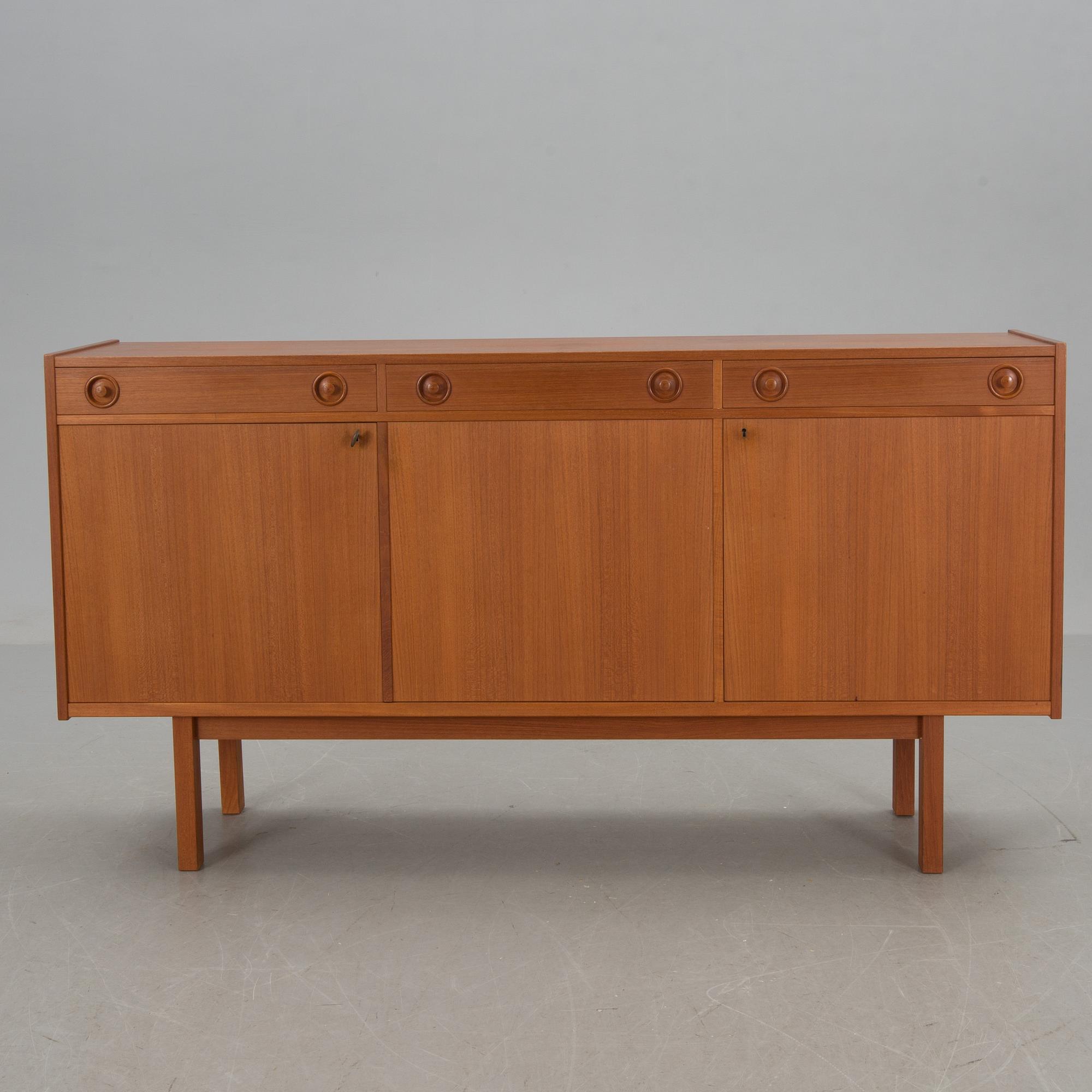 SIDEBOARD, 1960-tal.