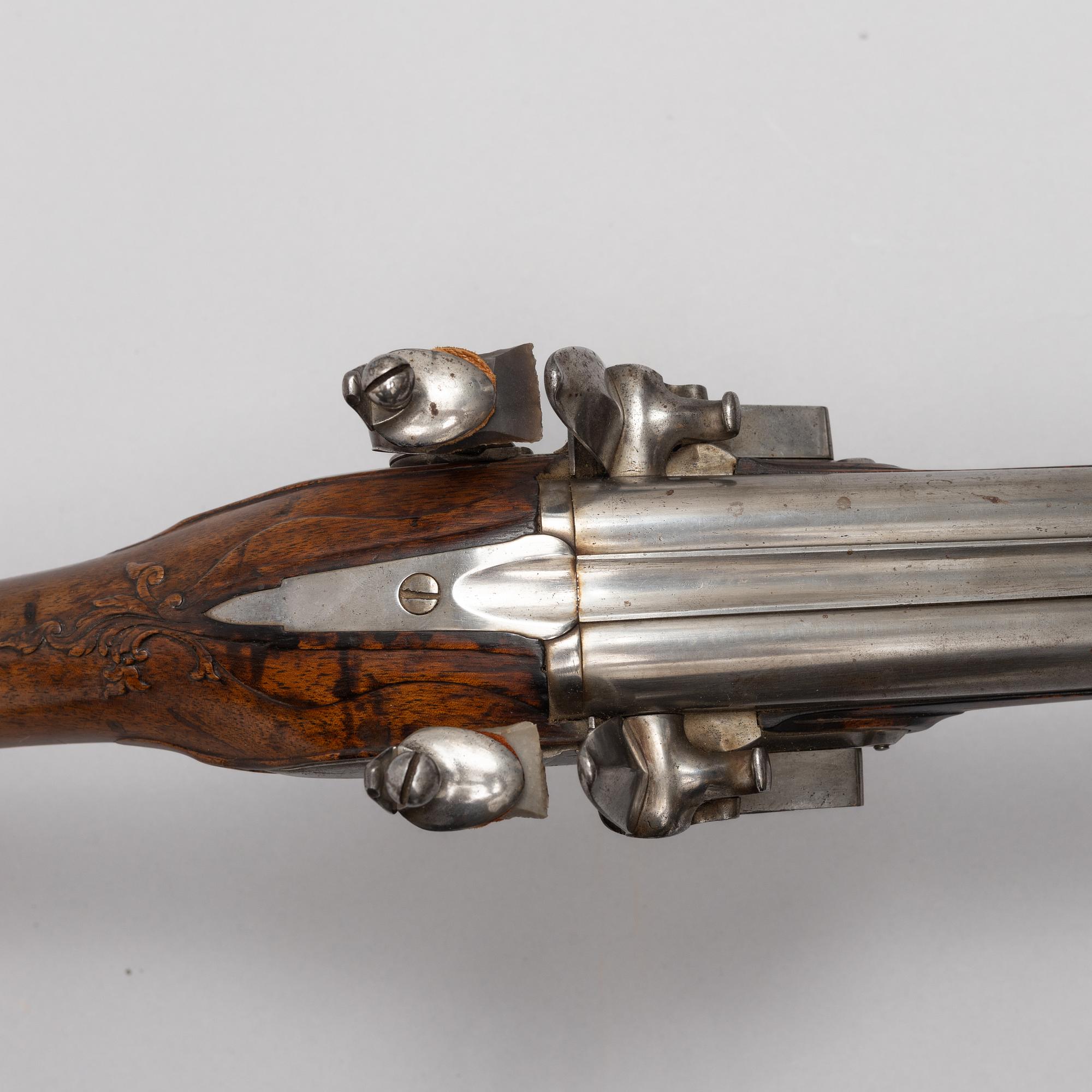Flintlock rifle, double-barrelled, Johan Reichardt, Stockholm (c. 1730-1806), second half of the 18th century.