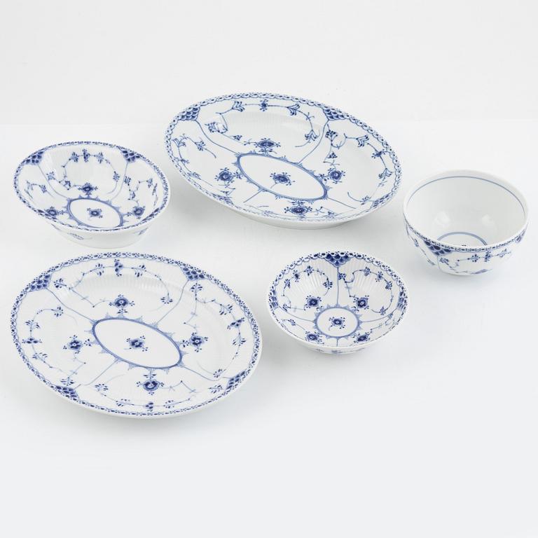 A 63-piece porscelain "Musselmalet" dinner service, Royal Copenhagen, Denmark + six napkins.