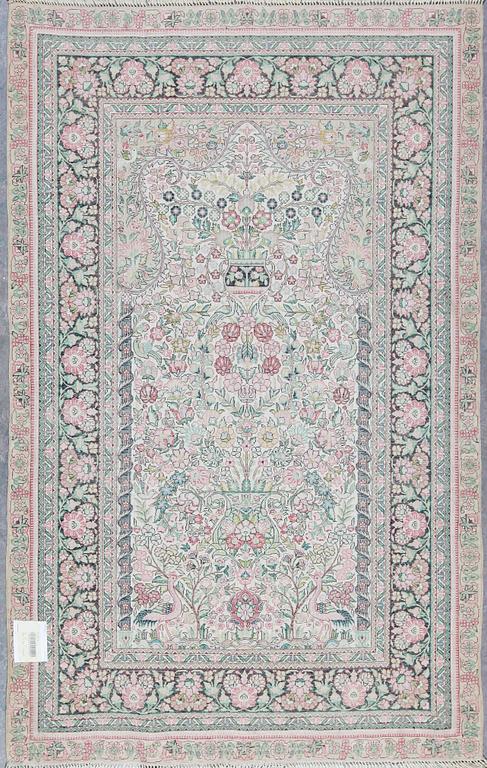 MATTA, silk Hereke, ca 121x76 cm.
