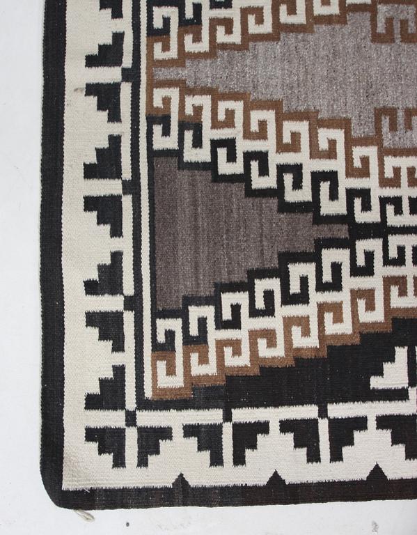 MATTA, kelim. 193x118.