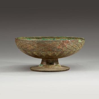 1286. A Archaistic bronze lid for a dou vessel.
