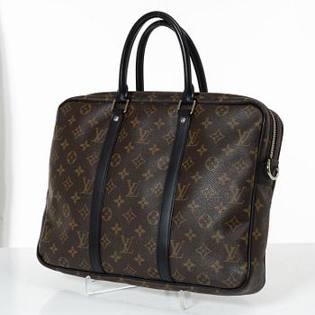 Louis Vuitton, "Travel Document Holder PM", 2018.