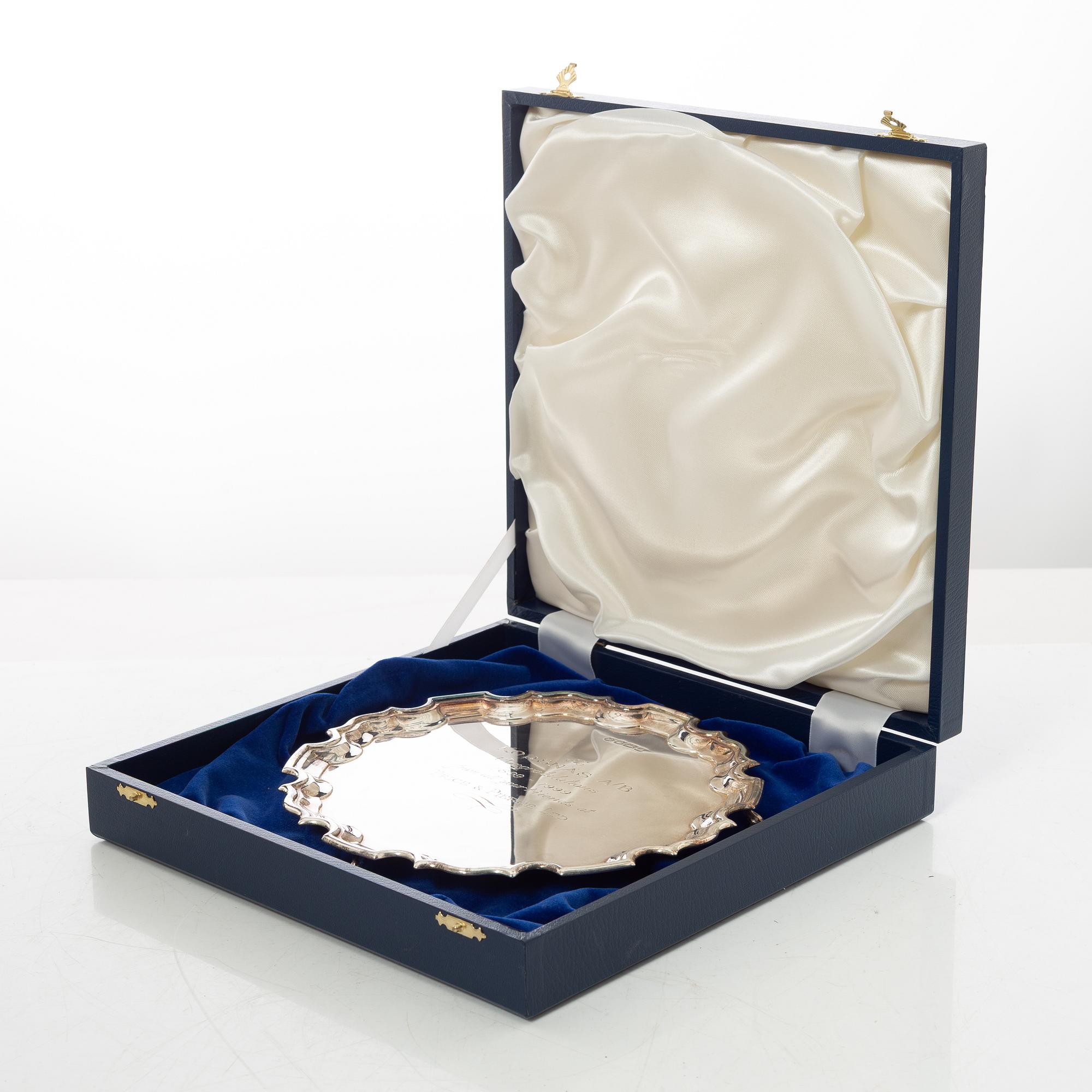 An English silver salver, mark of Carr's of Sheffield Ltd, Sheffield, 1998.