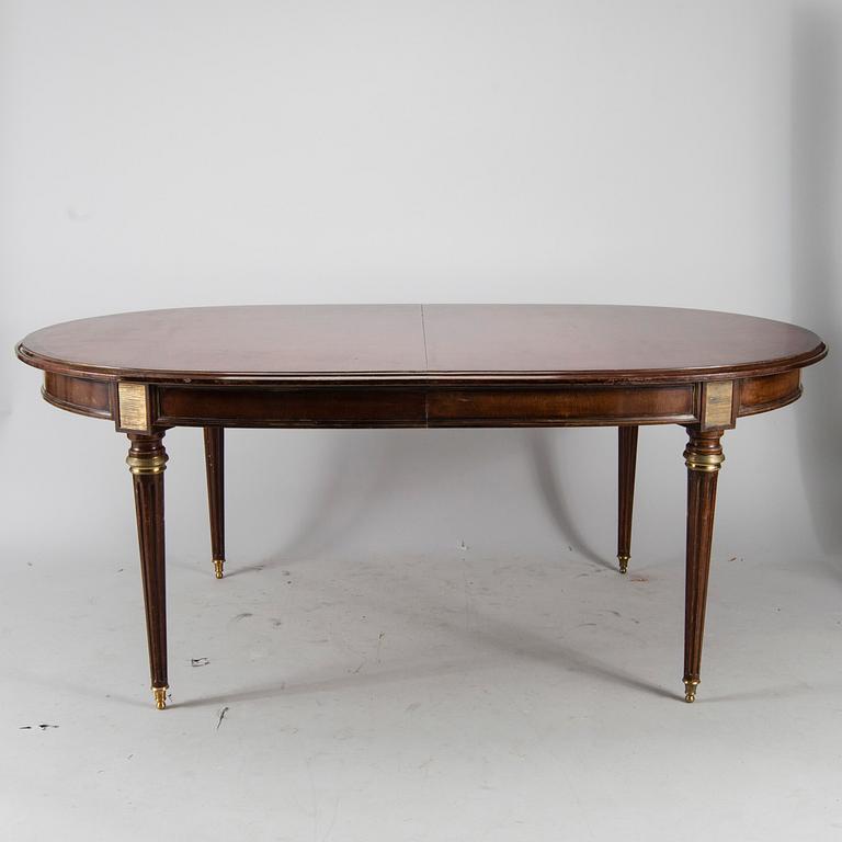 MATBORD, Jacob-stil, Frankrike 1900-talets första hälft.
