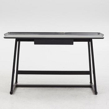 Antonio Citterio, a 'Recepio 14' desk, Maxalto.