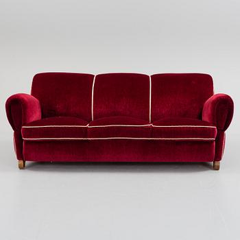 A 1940s sofa.