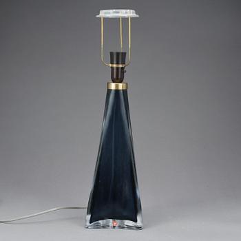BORDSLAMPA, glas, Carl Fagerlund, Orrefors, 1900-talets andra hälft.