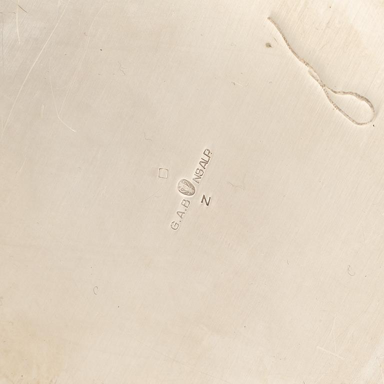 FOLKE ARSTRÖM, a silver plated cocktail shaker and eight glasses from GAB.