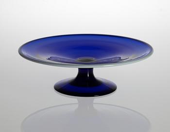 705. A blue glass serving dish, 19th Century.
