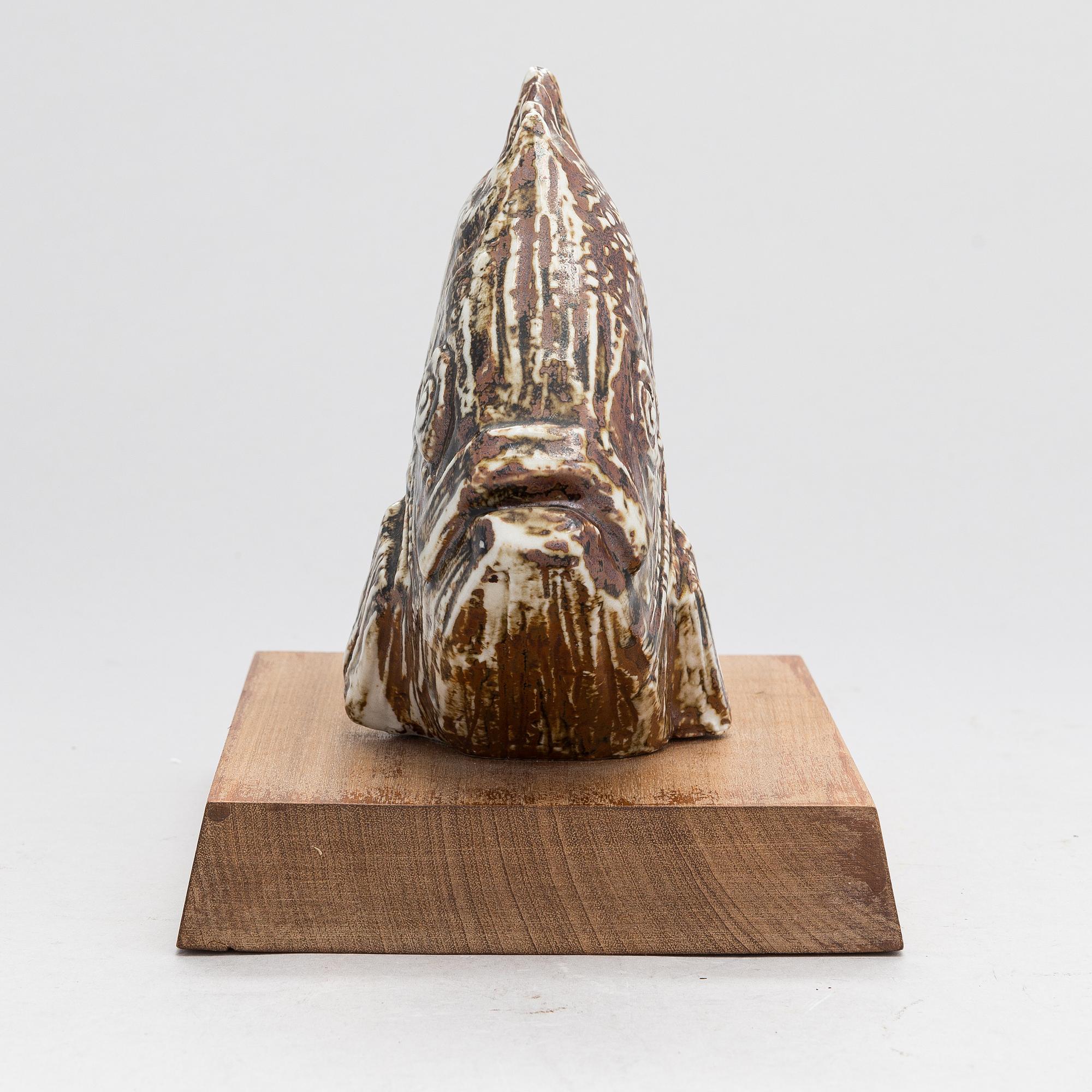 Taisto Kaasinen, A stoneware sculpture probably signed.